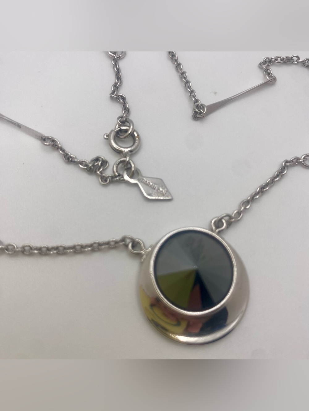 Vintage 1976 Sarah Coventry "Jet Set" Hematite Rivoli Pendant Necklace - Picture 4 of 5